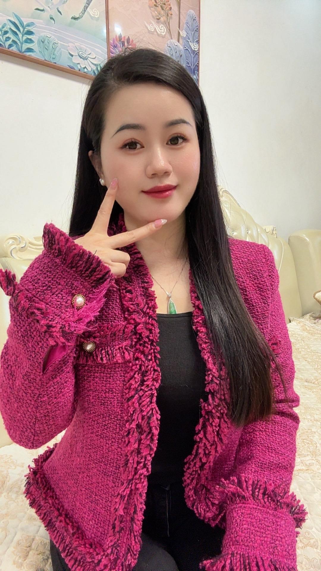 爱谁都有可能出错，但是爱自己，爱一百次 对一百次……