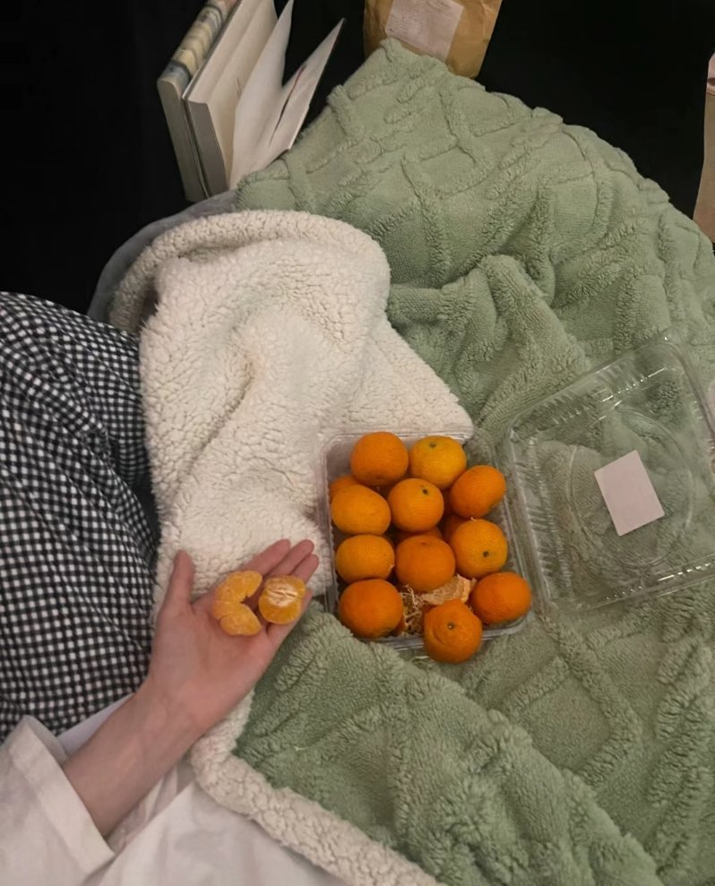 姐妹 如果情人节那天你还收不到礼物 你得反思一下自己 到底是魅力不够 还是男朋友