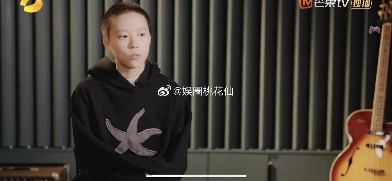 窦靖童稳走到底，两代歌迷集体情怀杀敢断言《歌手2026》无论赛制多残酷，窦靖童都