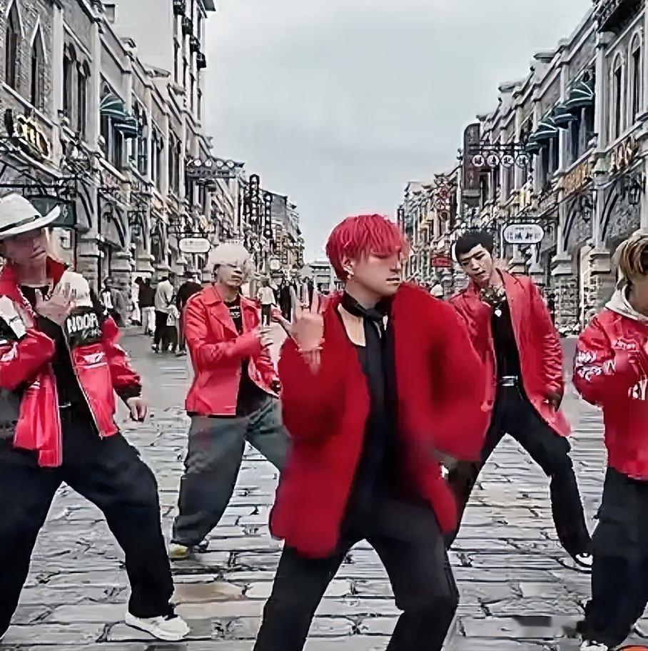 太火🔥了，太火🔥了，这个模仿韩国bigbang的云南bigbang因其独特的