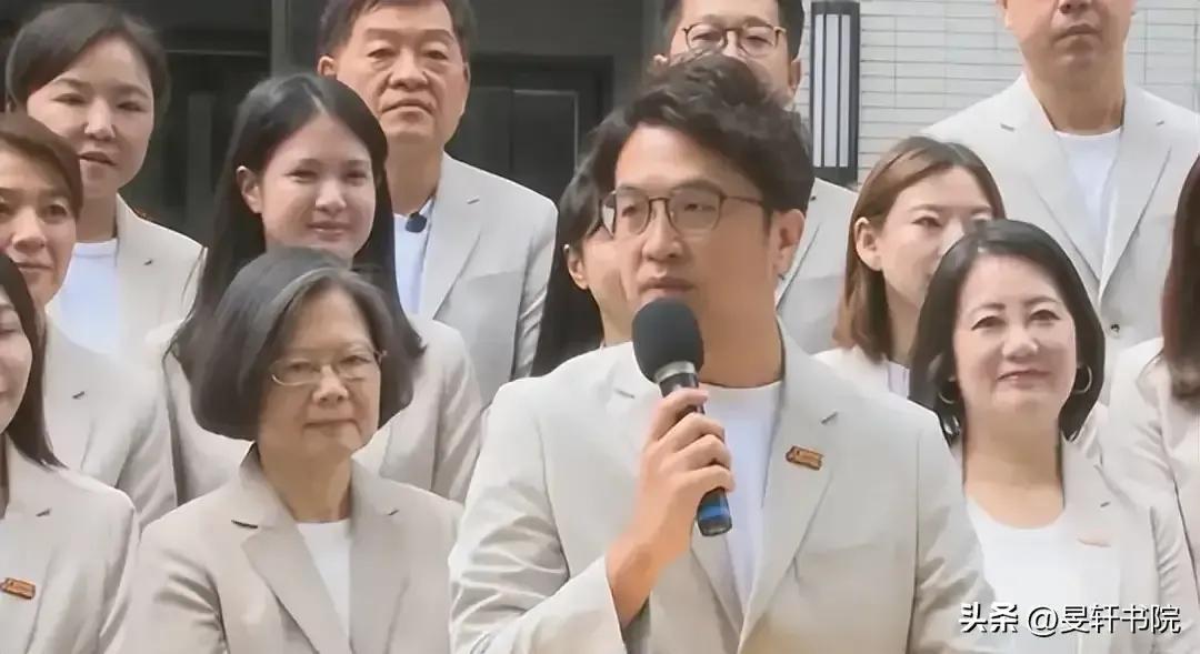 水调歌头·追问
             2026.10.21
刑案立经年，浩气