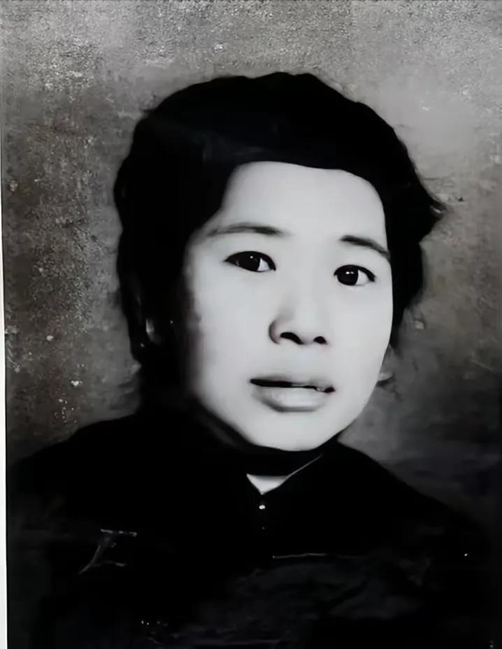 1939年，东北一女地下党被日军抓捕，因承受不住鬼子的酷刑，她大喊说：“太君，别
