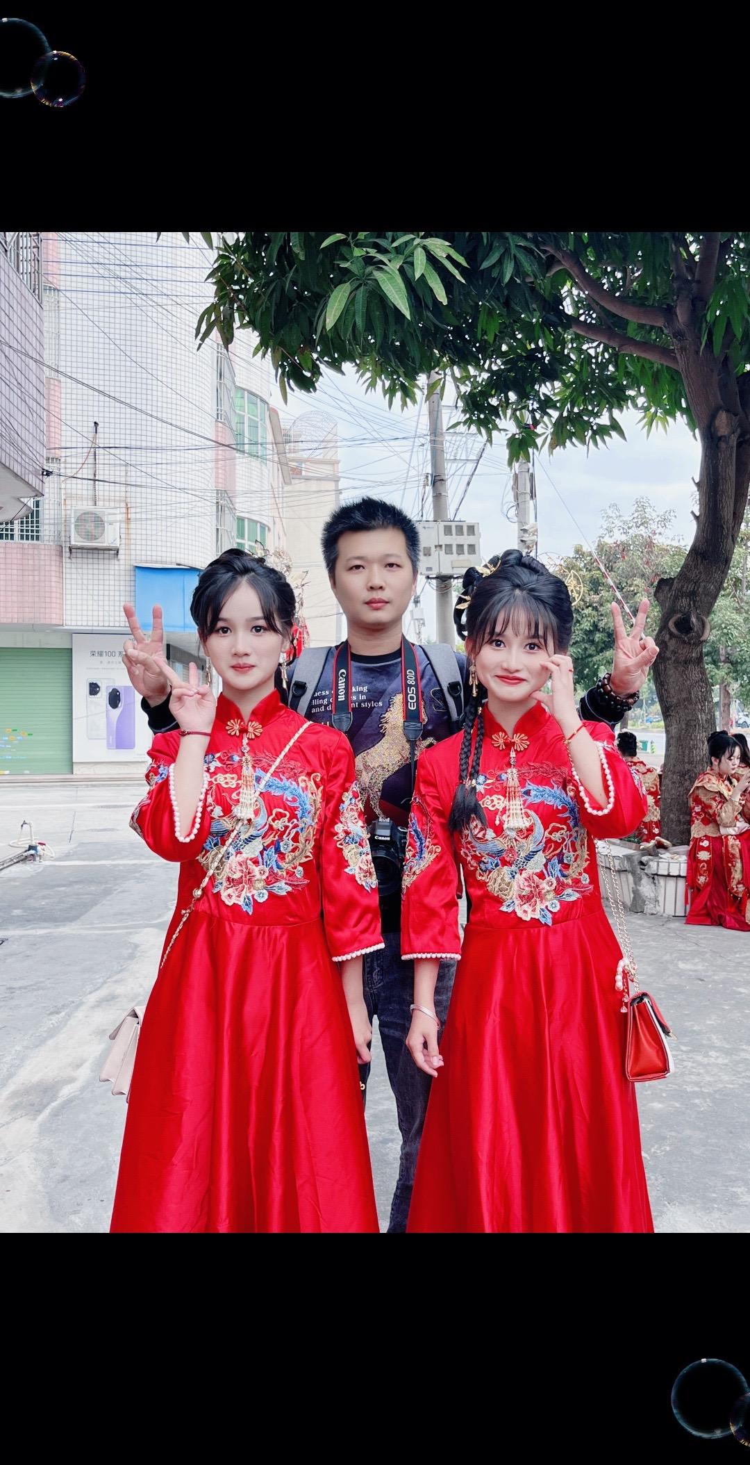 扬琴姐姐与横笛妹妹