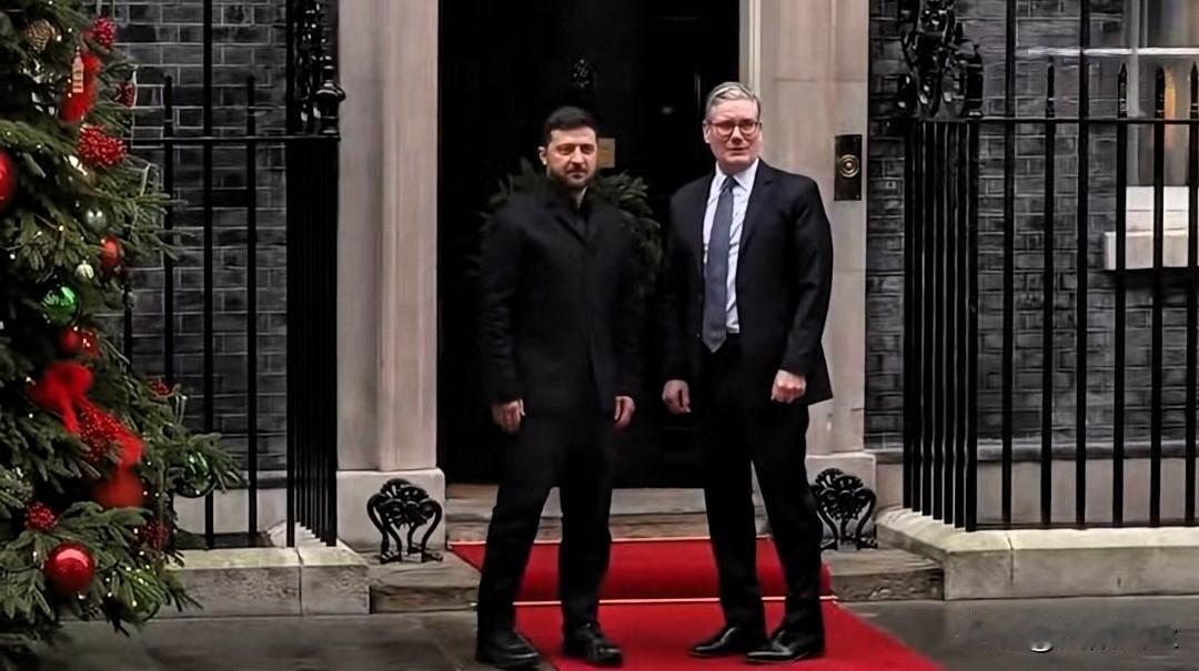 据英国《泰晤士报》报道，英国首相斯塔默表示，欧盟可能在未来几天内达成协议，解冻总