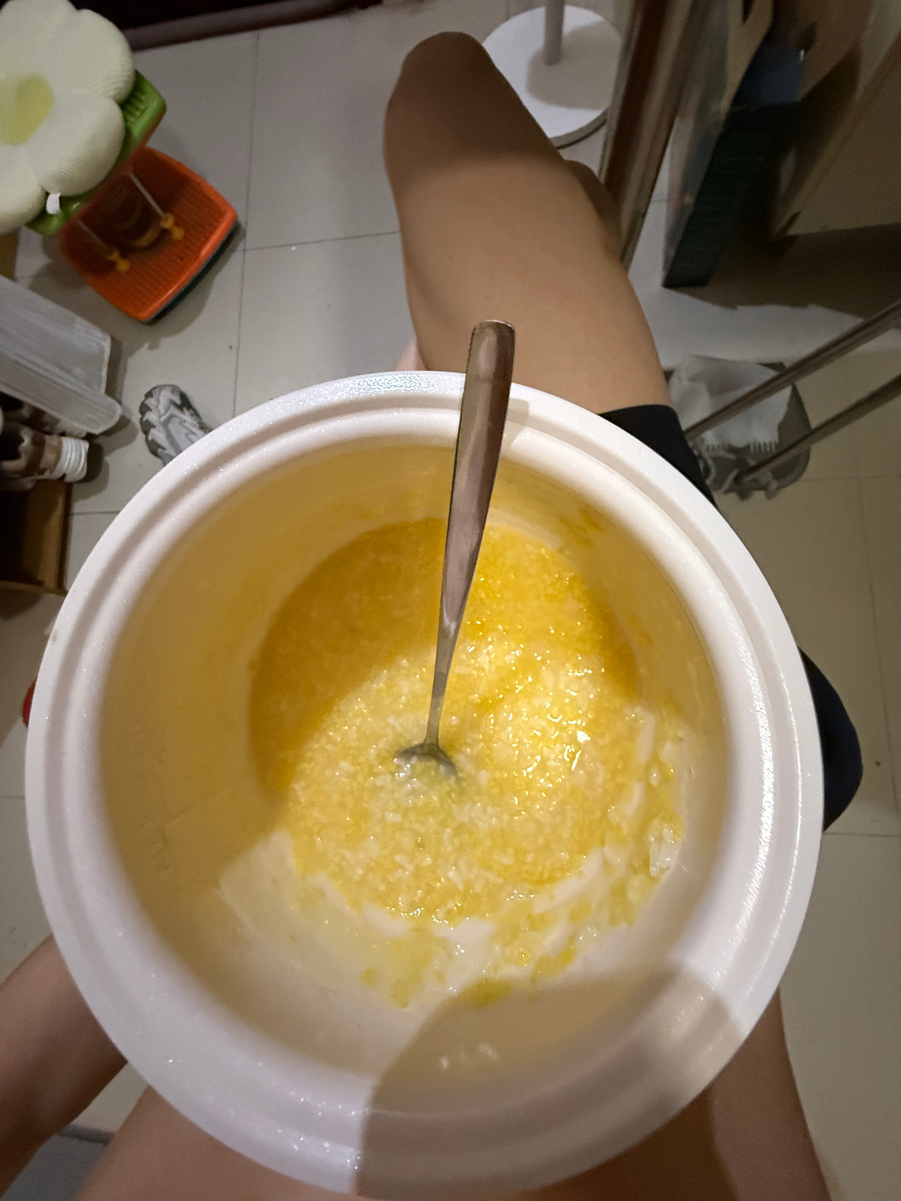像🐷在吃猪饲料 