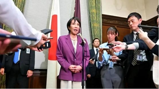 这一次就连英国也没想到，高市早苗在面对着中国管制对日出口两用物项一事上，直接将西