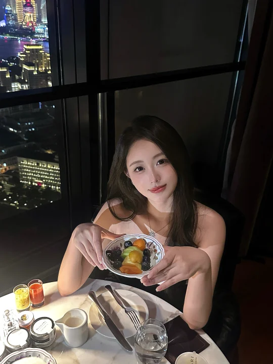 吃漂亮饭～