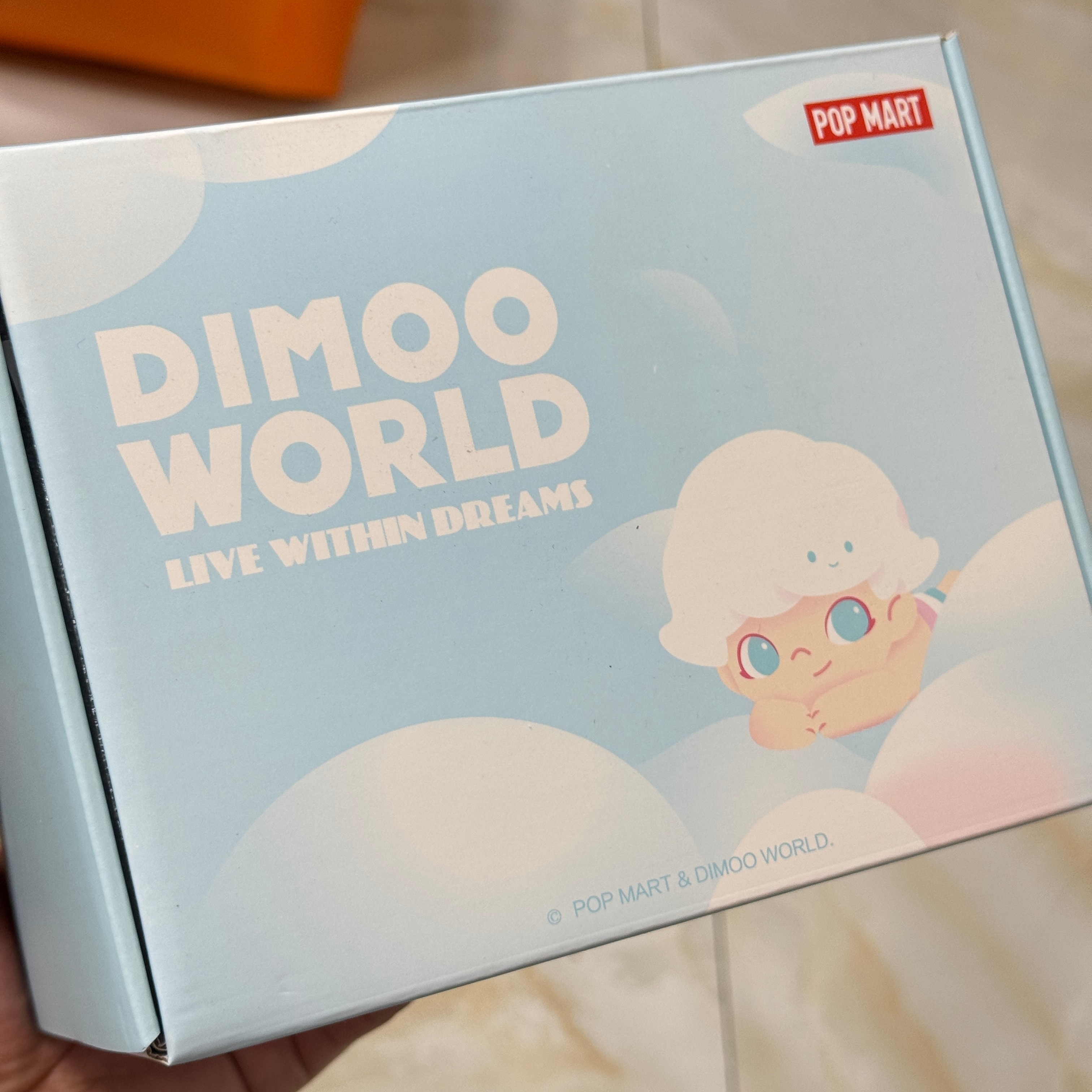 嘿嘿来个铁粉福利～评论里抽个铁粉宝送泡泡玛特DIMOO云朵陶瓷灯[哆啦A梦花心]