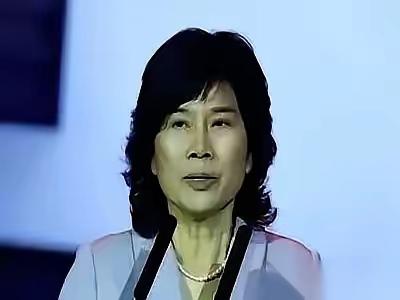 董明珠这次，是真低头了。
欧洲热浪烧到40度，空调卖疯了，美的、海信的钱都快装不