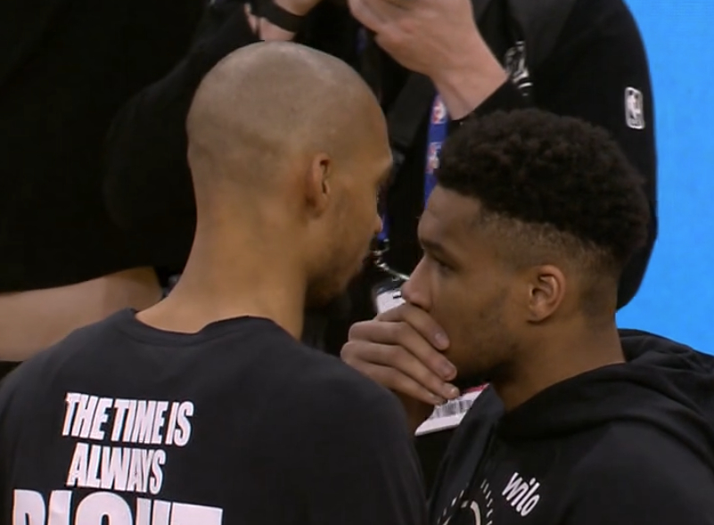 ▲字母和文班小声密谋圣安东尼奥马刺