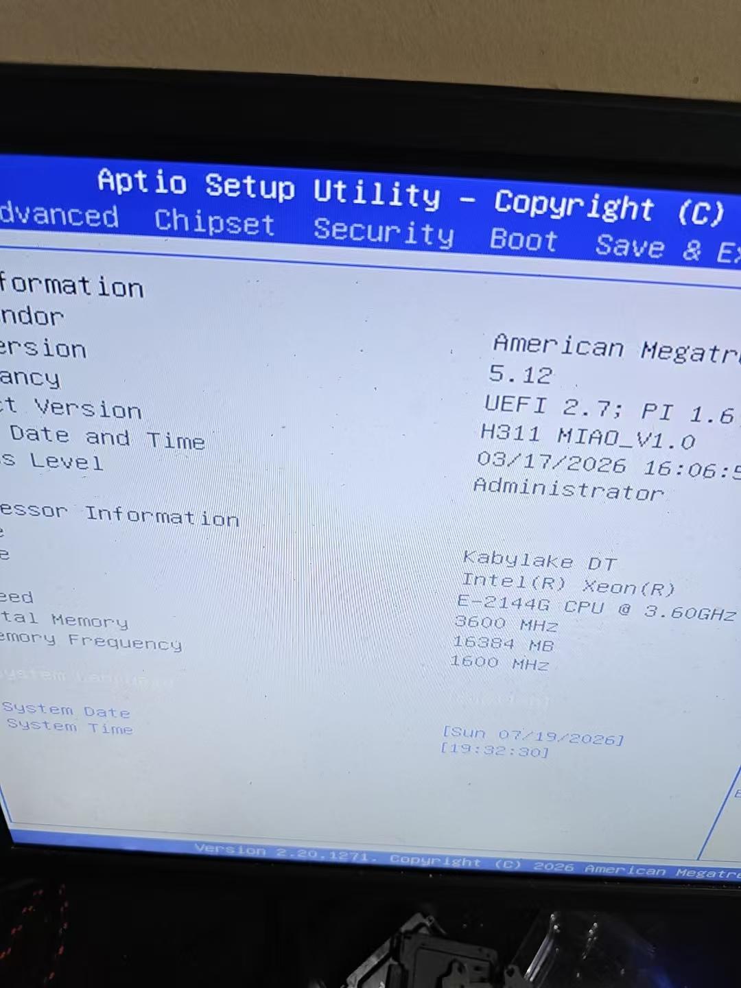 百元电脑跑分90万！2XX元H311 D3主板还贵么？INTEL XEON 8代