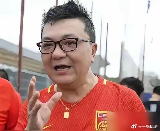 6月27日董路不仅收到了一份豪华的庆功宴，而且收到了一份更大的惊喜。李晓华先生在