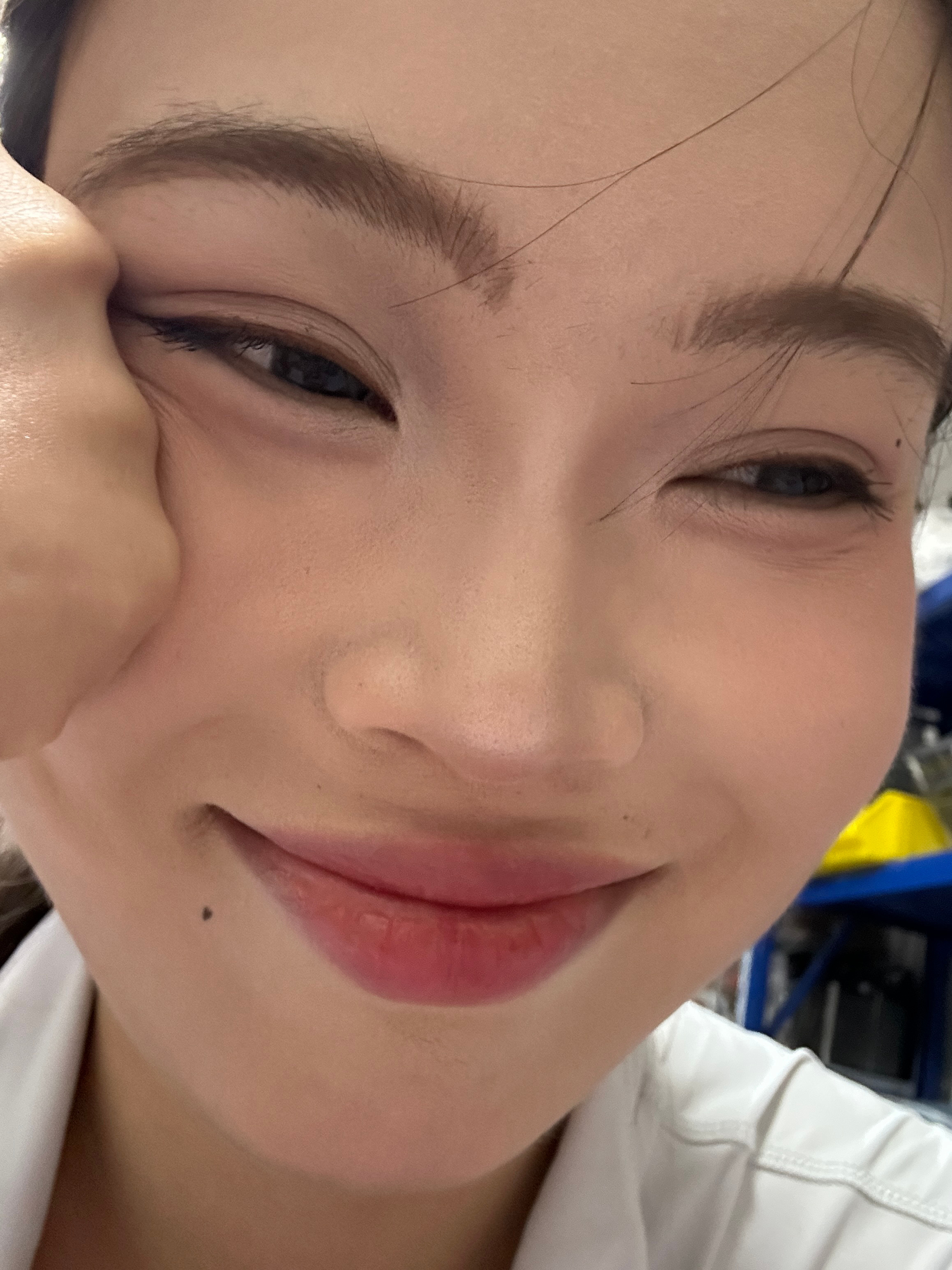 家人们我知道这个裤子真的很好穿了，老婆反着穿都舒服[并不简单] ​​​