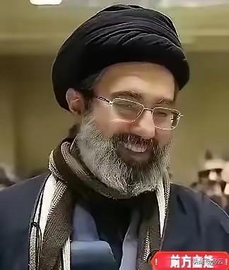 伊朗传来新消息，

4月21日，伊朗塔斯尼姆通讯社突然爆出重磅消息：伊朗军方正式