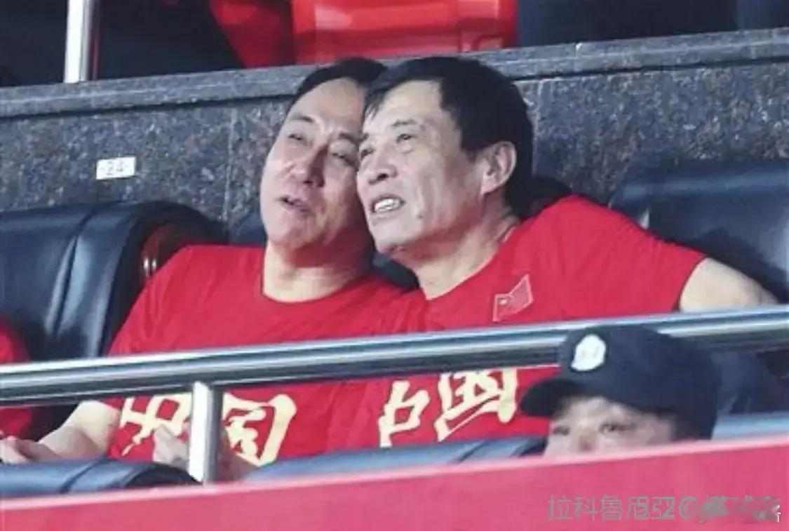 光怪陆离的中国足球