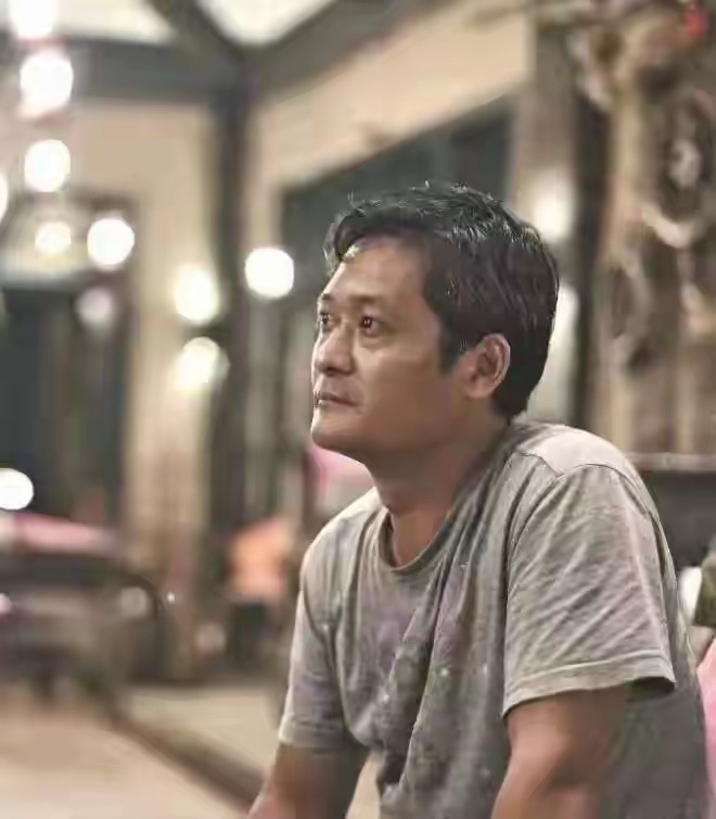 江非获2026鲁迅文学奖，这首《看望土地》体现人与土地的特殊情结与好诗，不期而遇