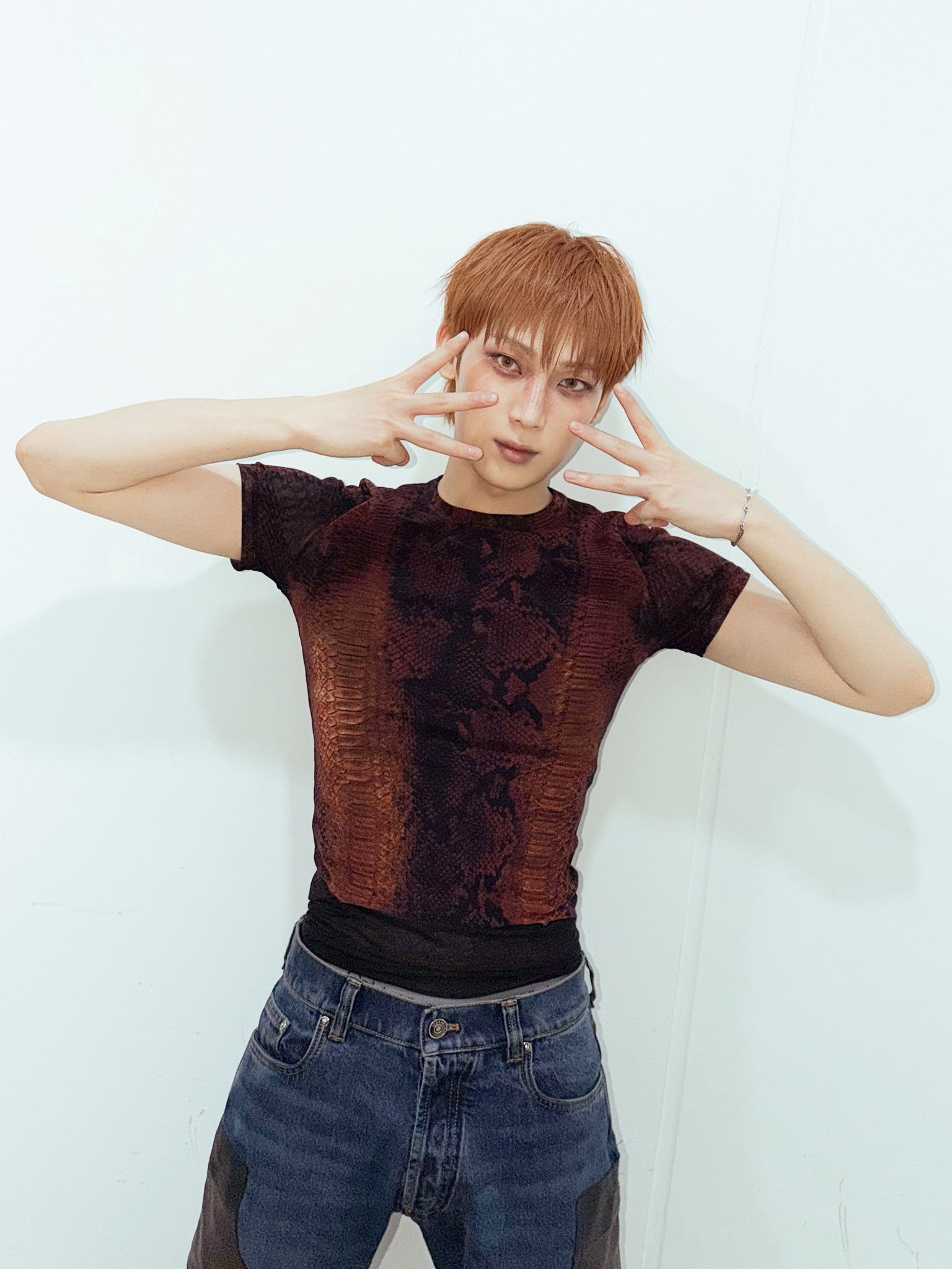 ＜33 ​​​