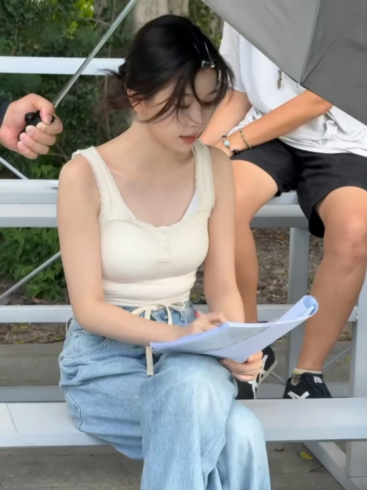 虞书欣好白好嫩你懂吗、 