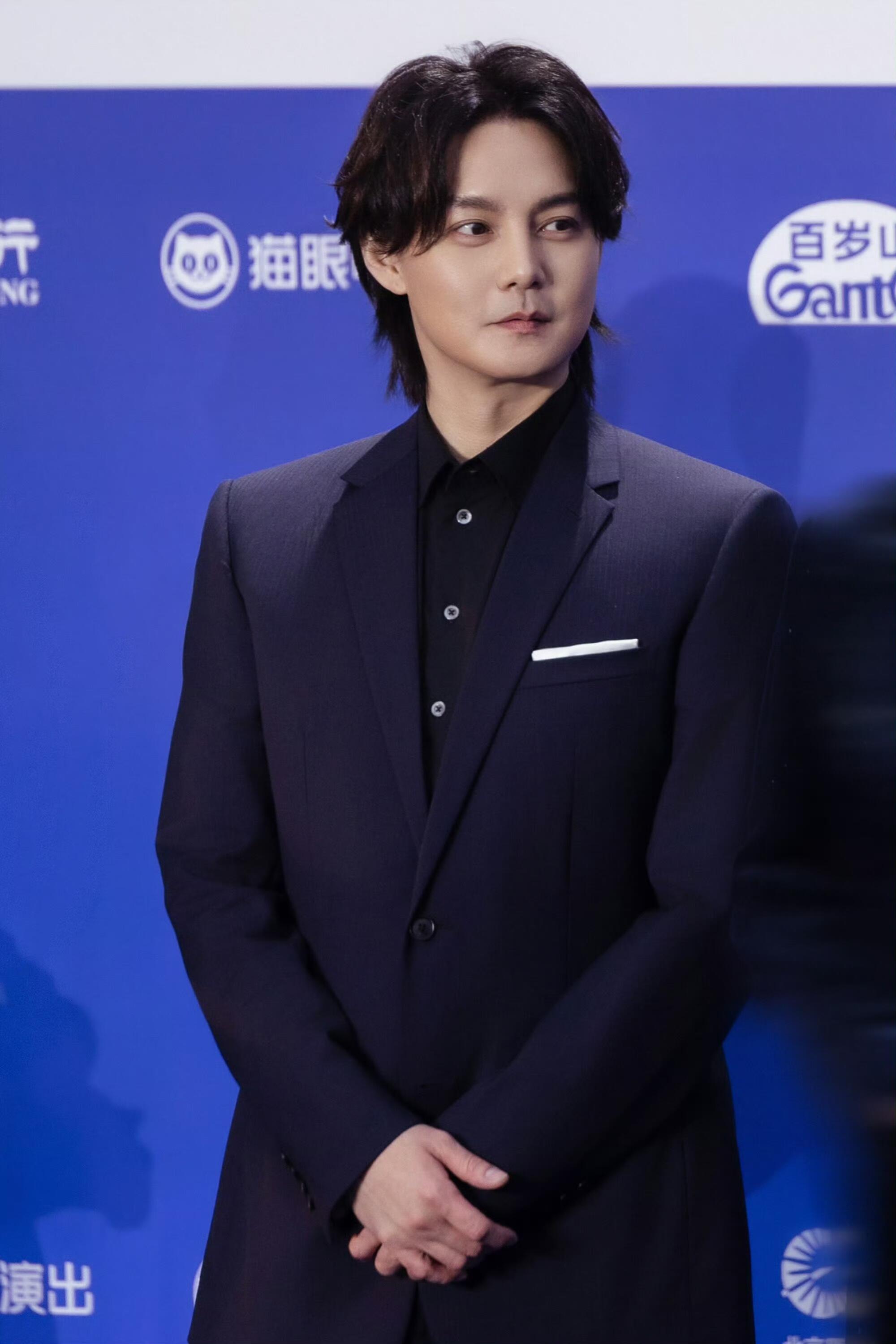尹正说这辈子不会尝试蹦极尹正说这辈子不会蹦极 小朋友说想蹦极，尹正直接瞳孔地震，