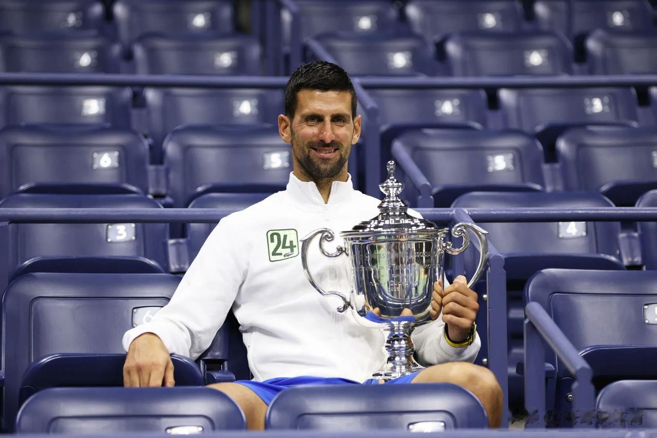 2023 ATP大满贯回顾：

最佳球员：德约科维奇 🇷🇸
最差前十名球员：