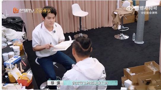 李佳琦国货出海搞定第一步李佳琦[超话]李佳琦国货出海第一步太稳了！精准拿捏海外市