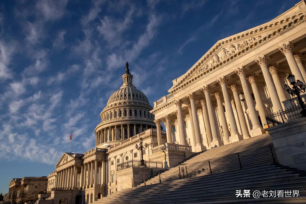 【美媒曝：美国参议院已批准一项对俄罗斯实施制裁的法案】
华盛顿时间2026年7月