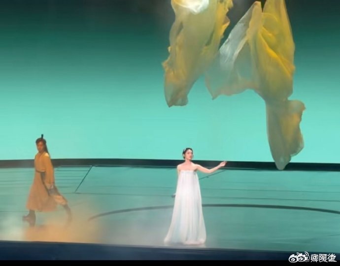 段奥娟再唱凡人段奥娟炖煮红蒸🔥谁懂啊，炖煮红蒸一响，瞬间想起每周等更新的日子，