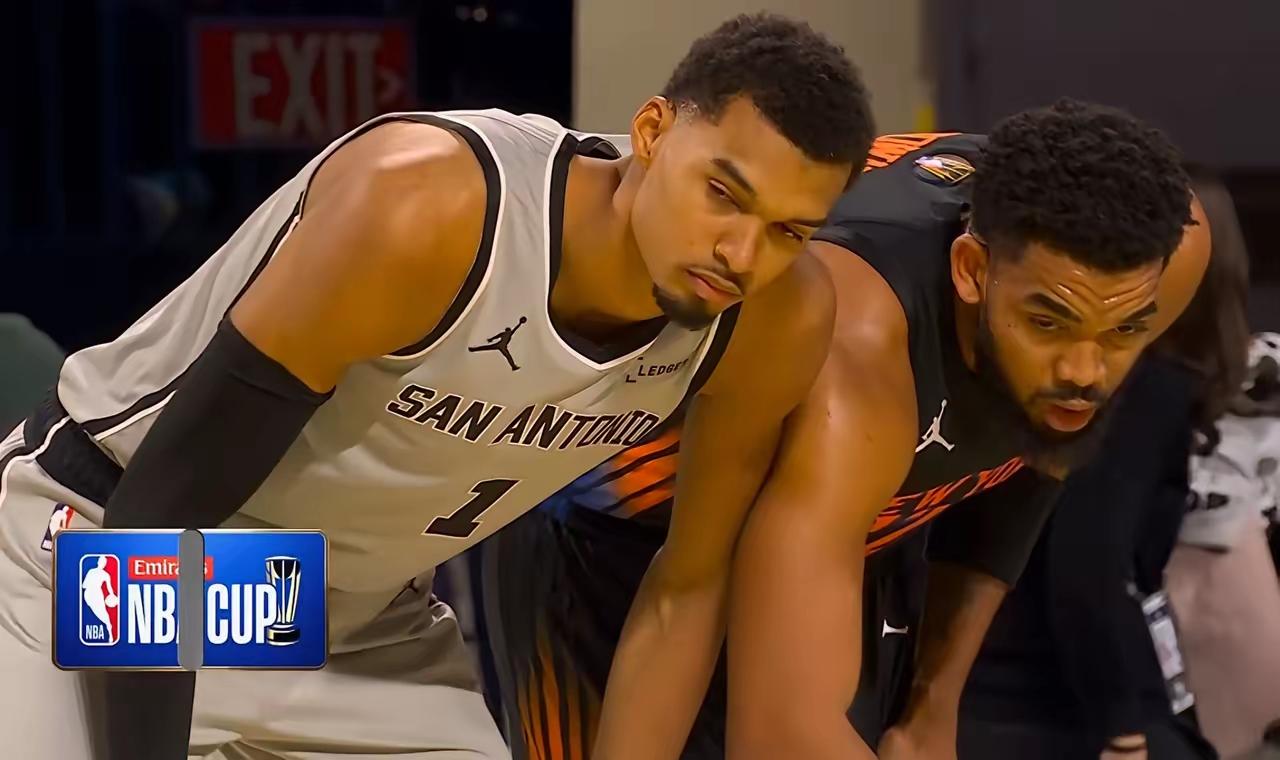 NBA杯马刺输在哪里？
一，太年轻，缺乏大赛经验，第四节遭遇困难后，全队产生急躁