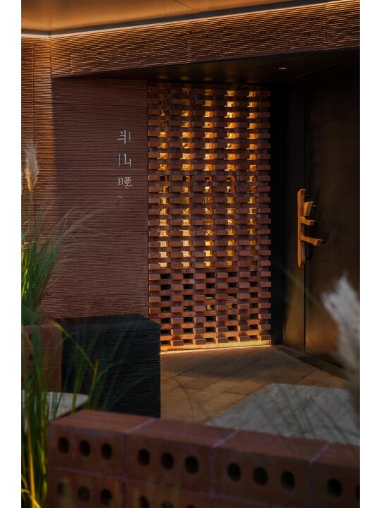 黄埔江边的风物食集 🟫 朴实的自然