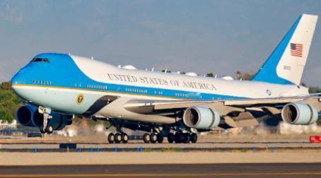 美国总统坐空军一号飞趟中国，花销大得惊人。单程油费近30万美元，算上各项运营成本
