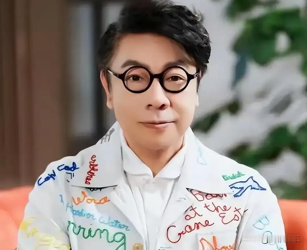 蔡康永近日高调宣称要参加蒋万安竞选总部成立大会，却绝口不提此前给“台独”分裂分子