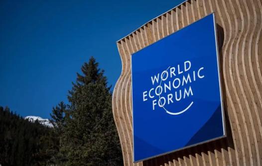 当你正在沉睡时，米国总统特朗普在达沃斯发表了震惊世界的演讲。
 
在瑞士滑雪小镇