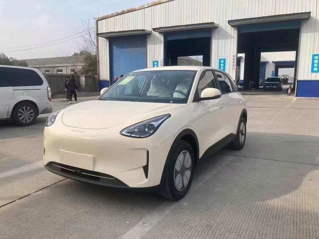 新能源汽车凭啥火出圈？相比于燃油车，800公里差350元，省钱才是硬道理
 
“