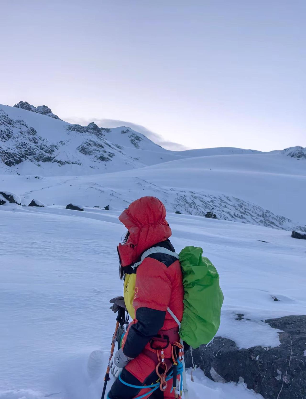 生来享受 半点不将就。户外登山岗什卡主峰雪山🏔 户外主理人