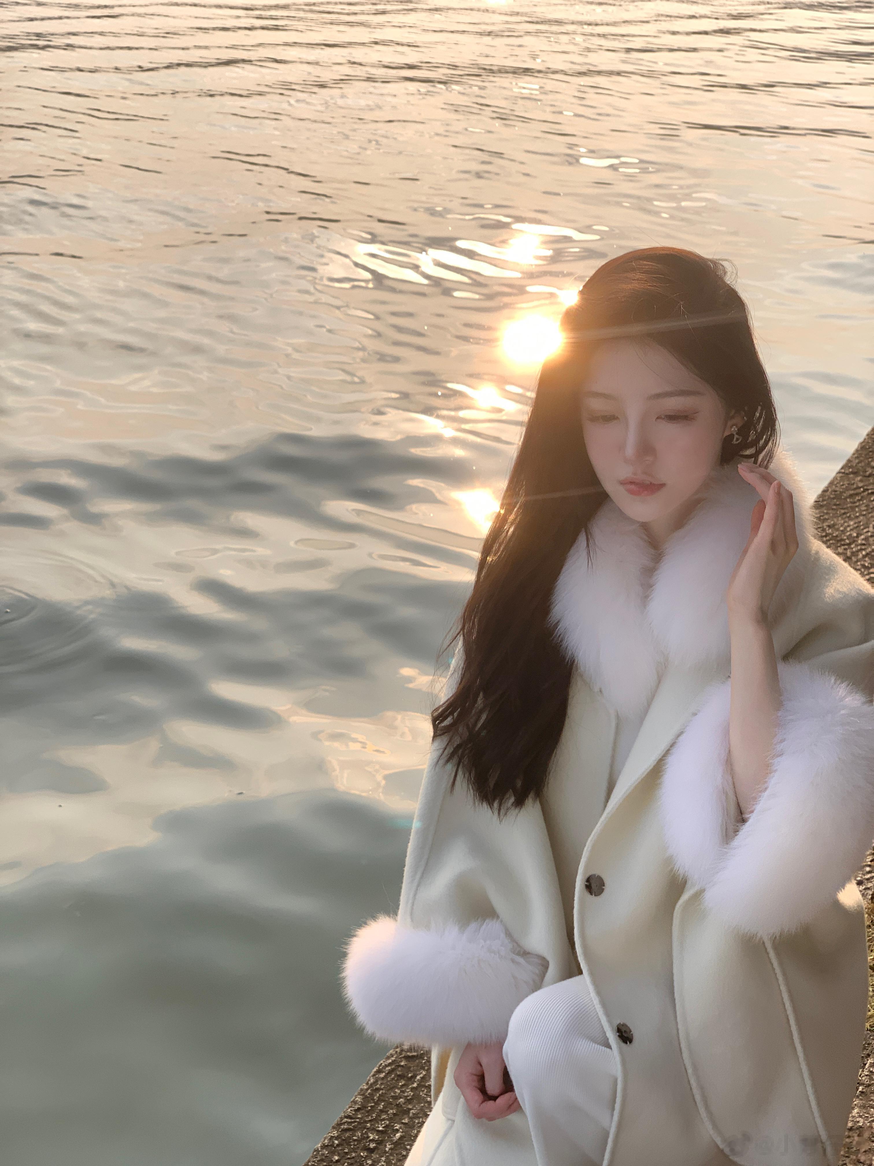 比起短暂的暧昧 我更想要长久的陪伴 ​​​