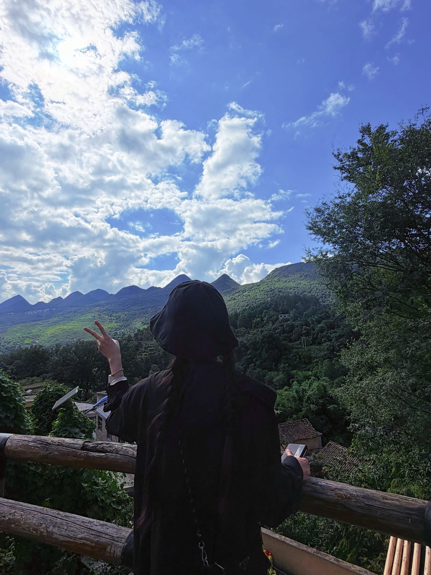 杨幂晒贵阳旅行照啊啊姐姐早上好！欢迎来到多彩贵州