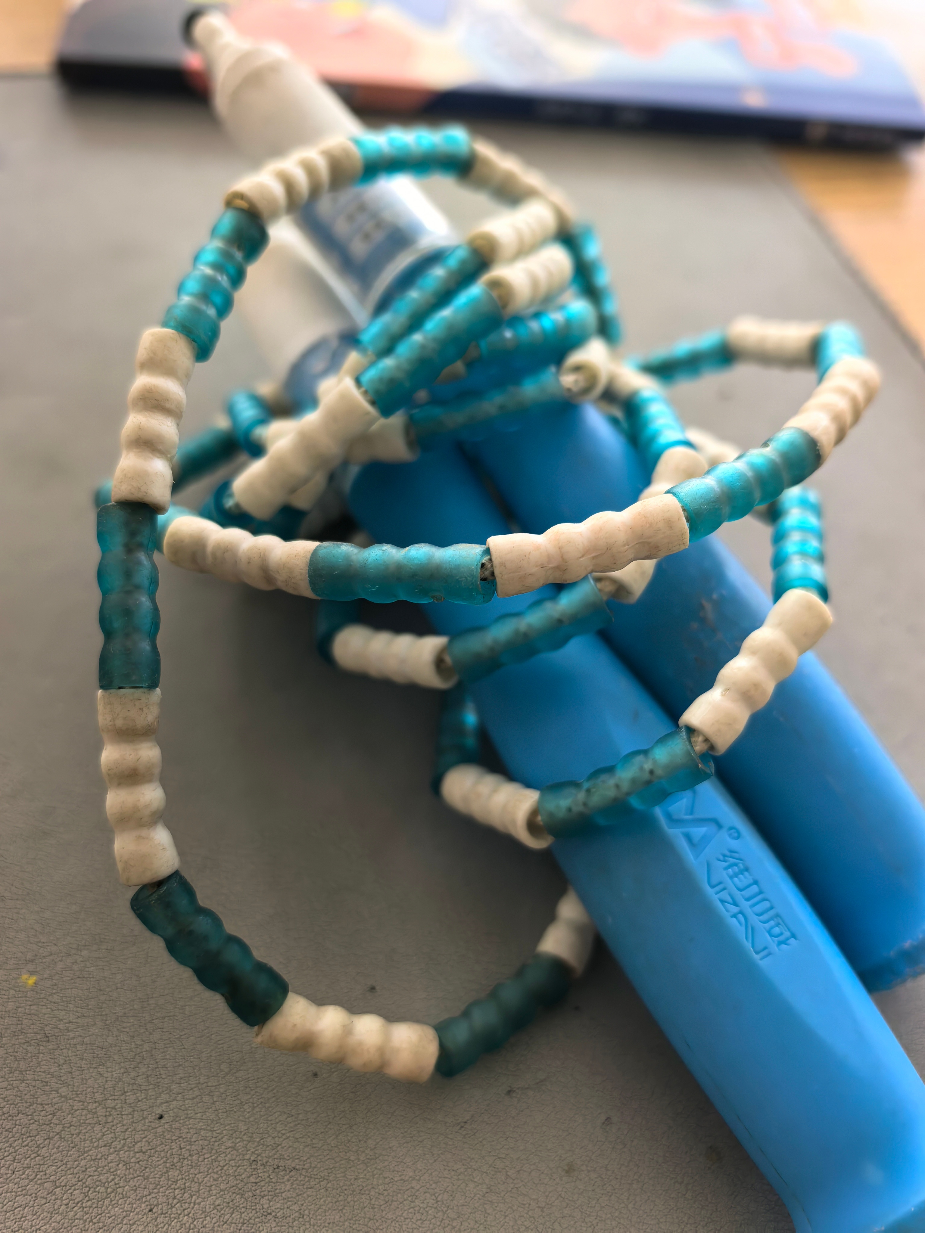 跳绳是减重排行榜第一名的运动 是嘛，原来无意中喜欢的运动这么厉害。只是我不是为了