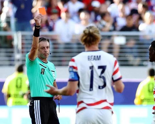 特朗普介入FIFA裁决，染红前锋巴洛贡暂缓停赛出战比利时十六强！

7月6日新加