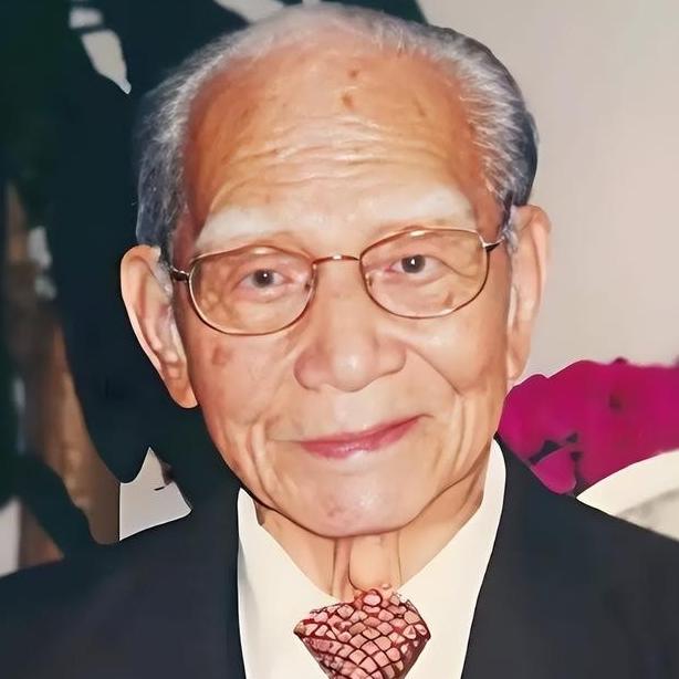 1949年，一名被俘的国民党副师长见到我军团长过来，立刻大喊：老同学，我是自己人