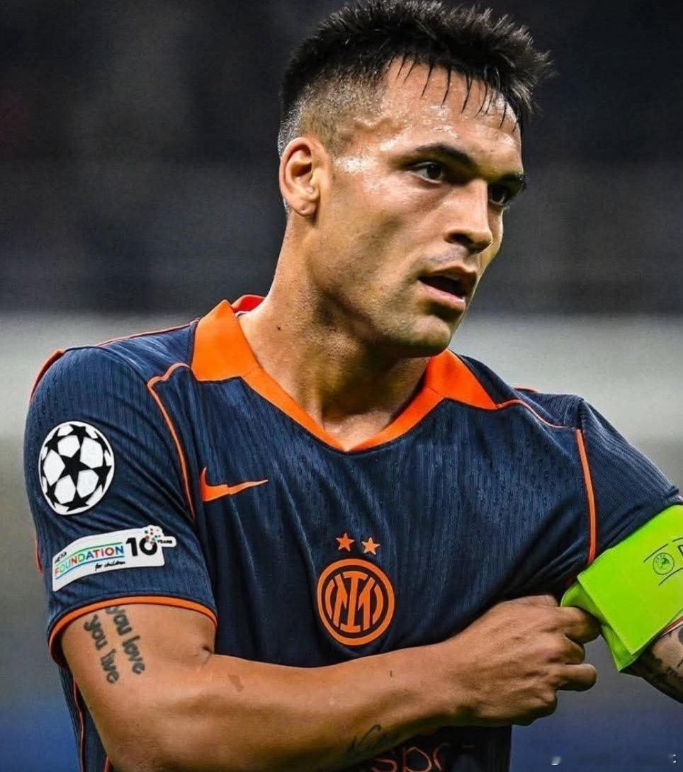 劳塔罗小腿肌肉拉伤，可能缺席数周比赛。国际米兰意甲劳塔罗