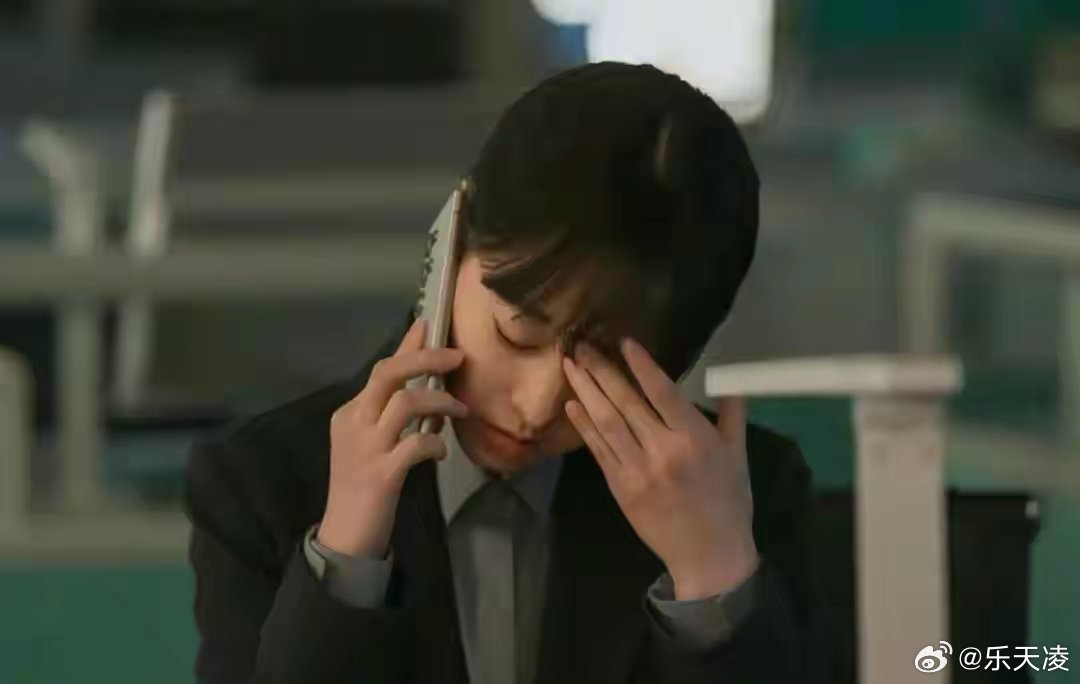 近八成受访者生活和工作的界限模糊 移动通讯让随时在线成常态，下班之后仍要处理消息