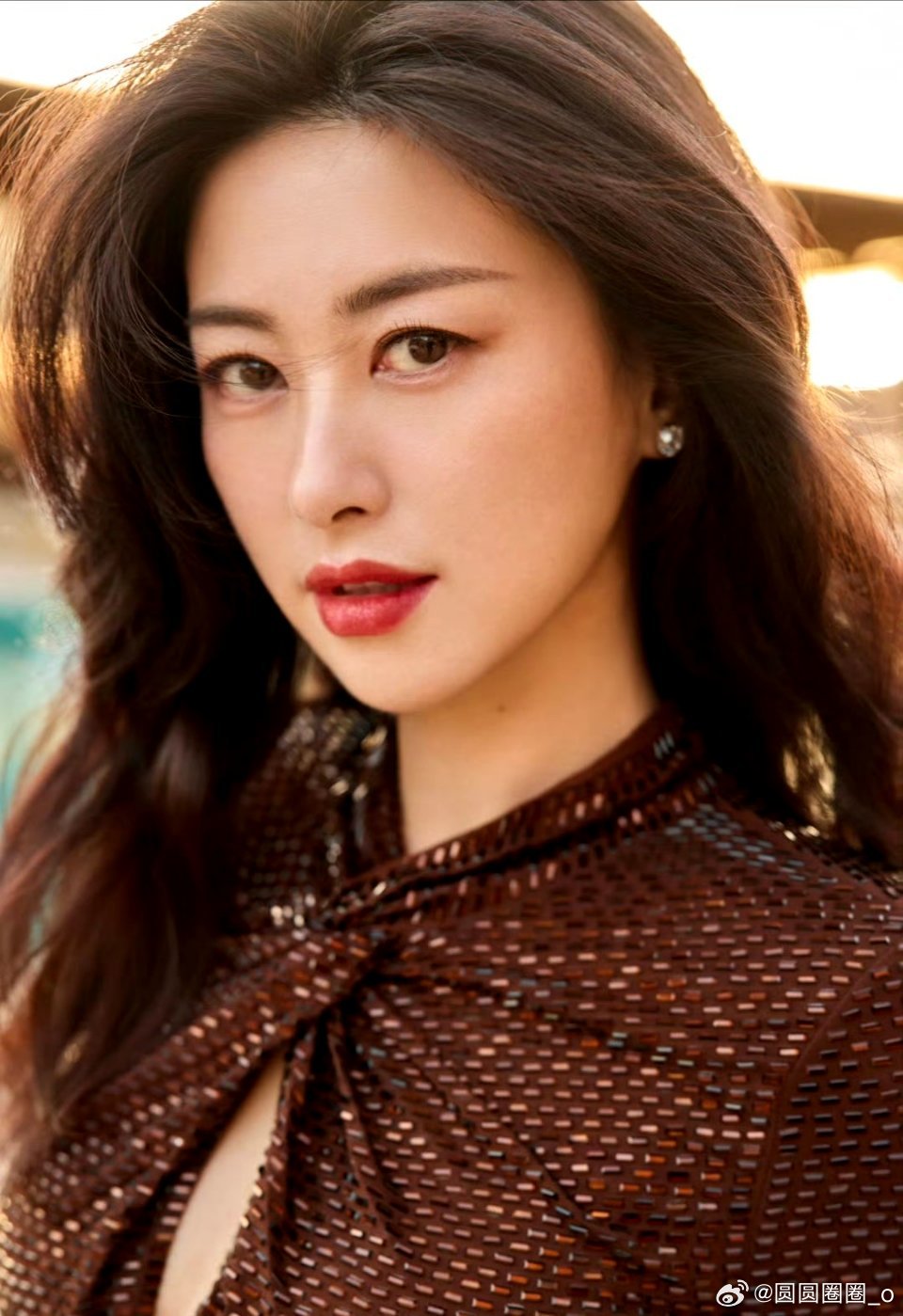 朱珠朱珠内娱收藏主理人 内娱审美迎来了它最严厉的母亲朱珠，真的每一次都能被她的颜