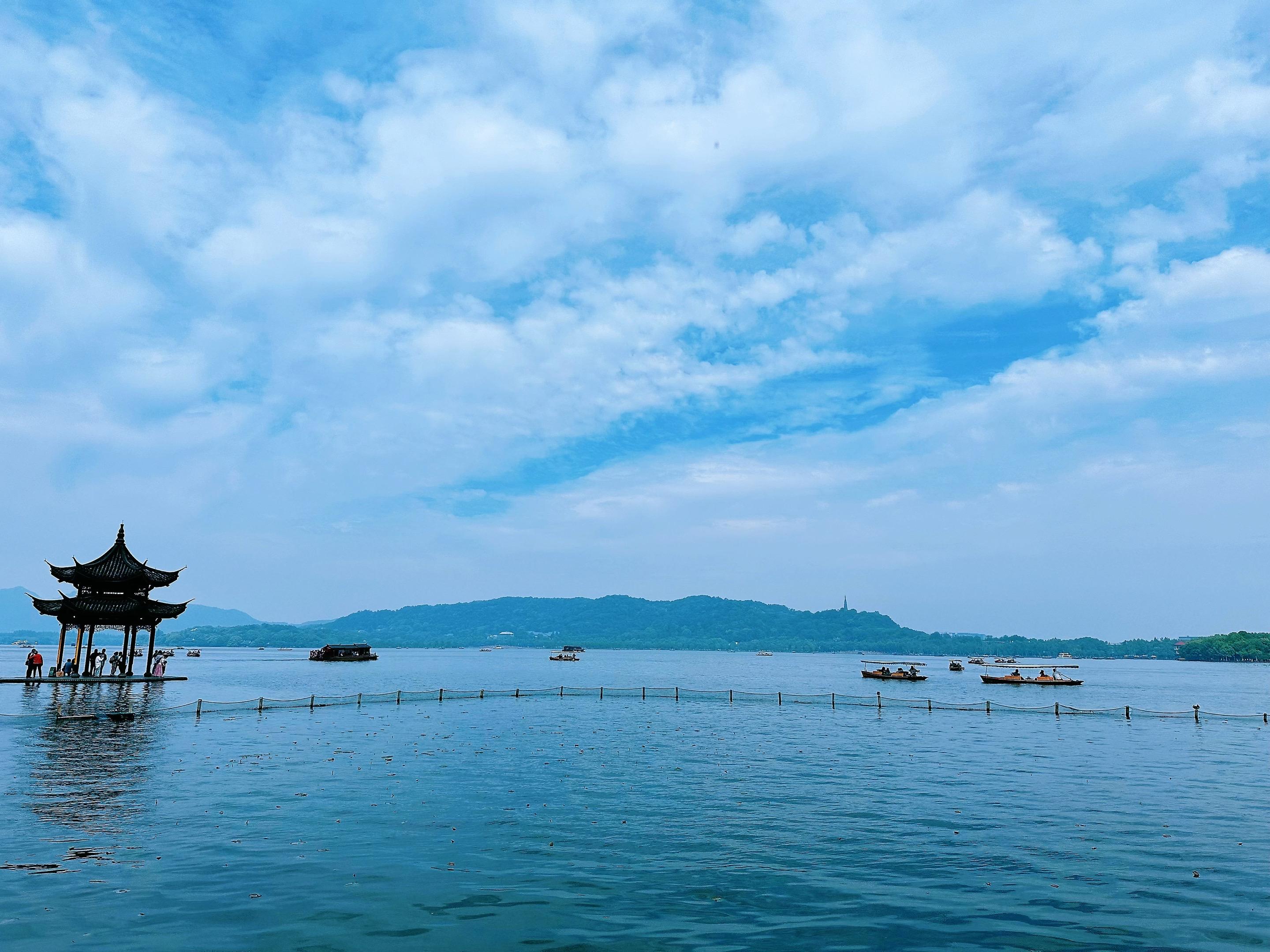 浮生半日。
