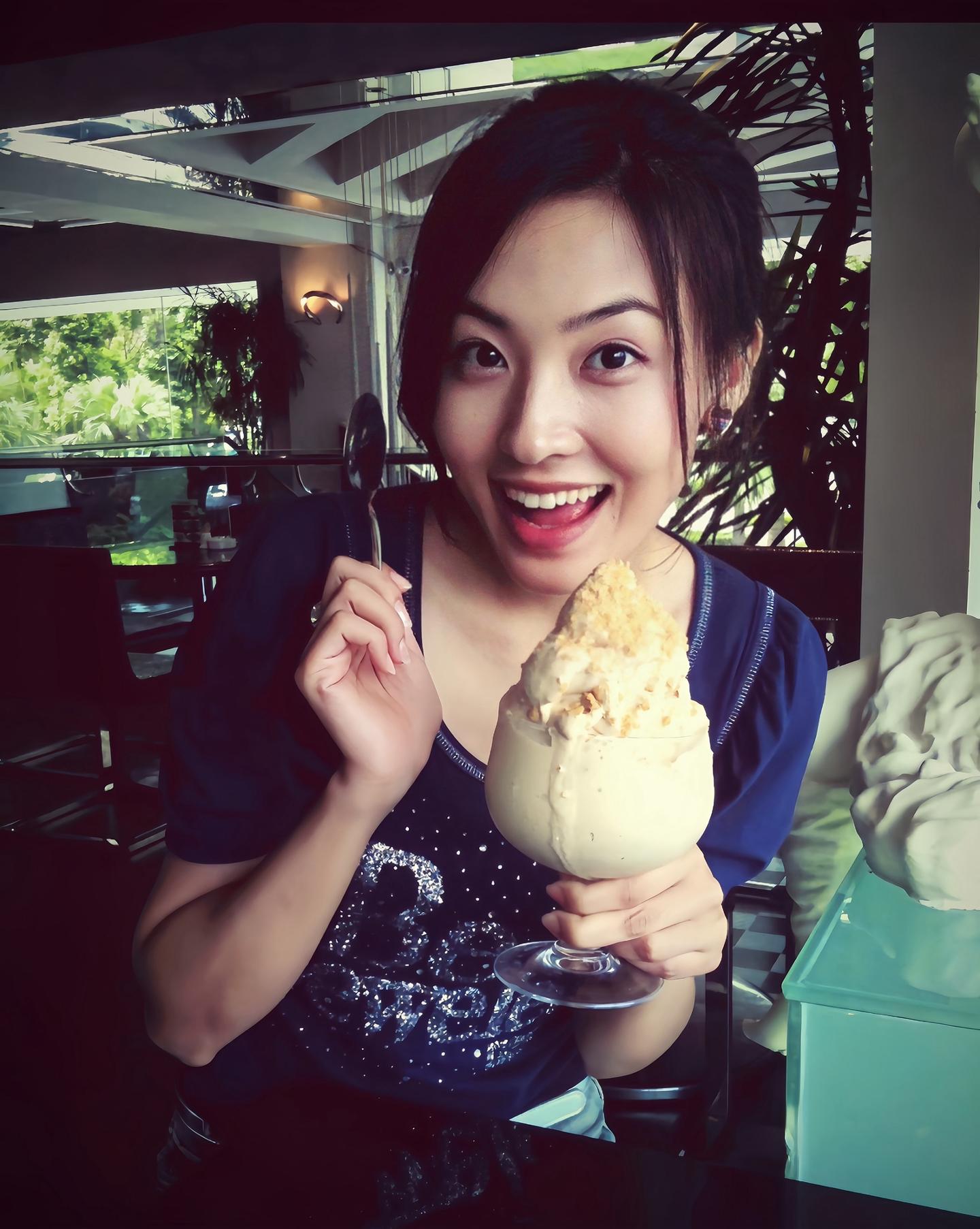 哪怕我是坏女人他也爱我