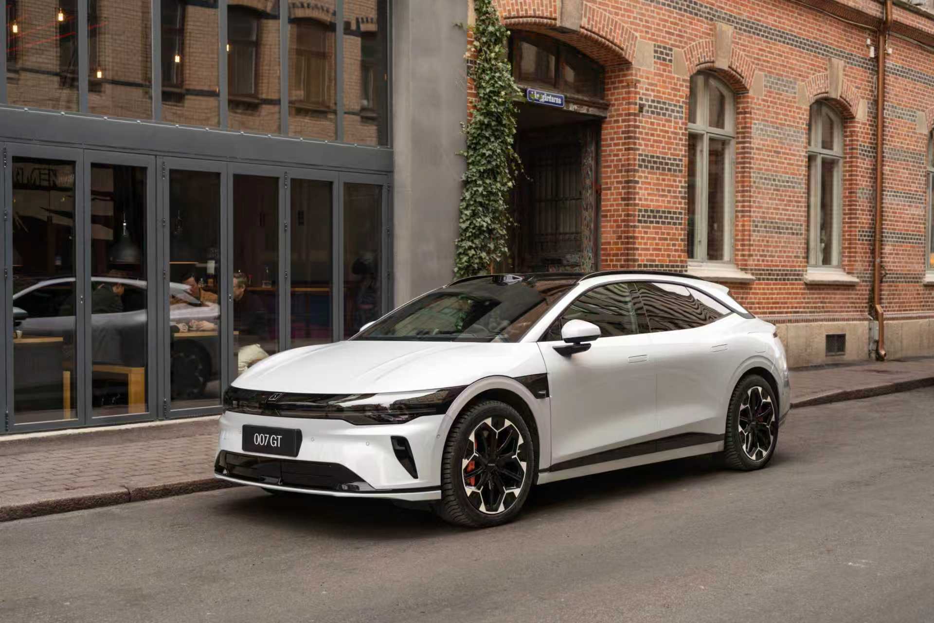 极氪回应涨价传闻 官方回应来了：目前新车尚未定价，但行业确实面临成本压力3月11