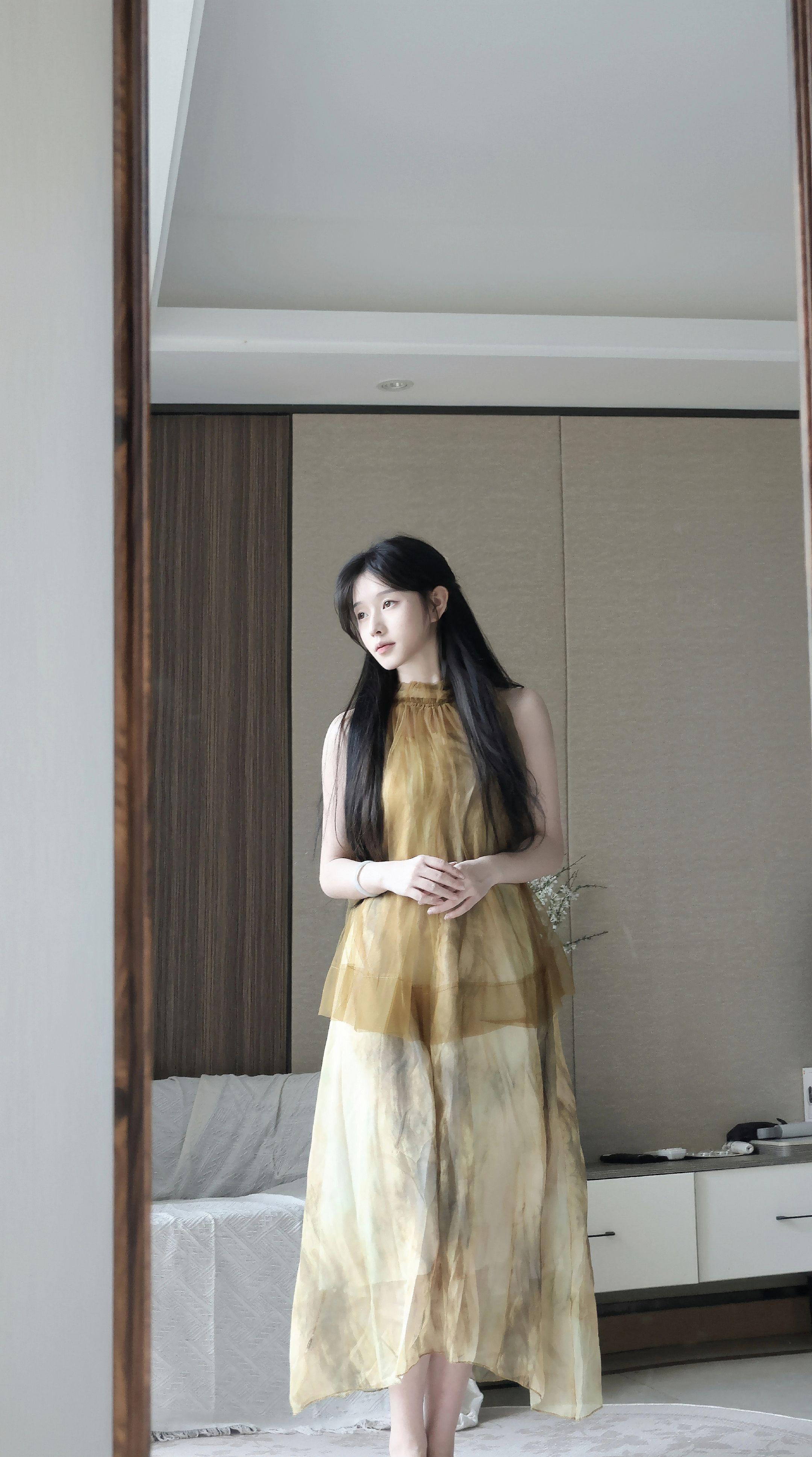 闲置很久的一条裙子