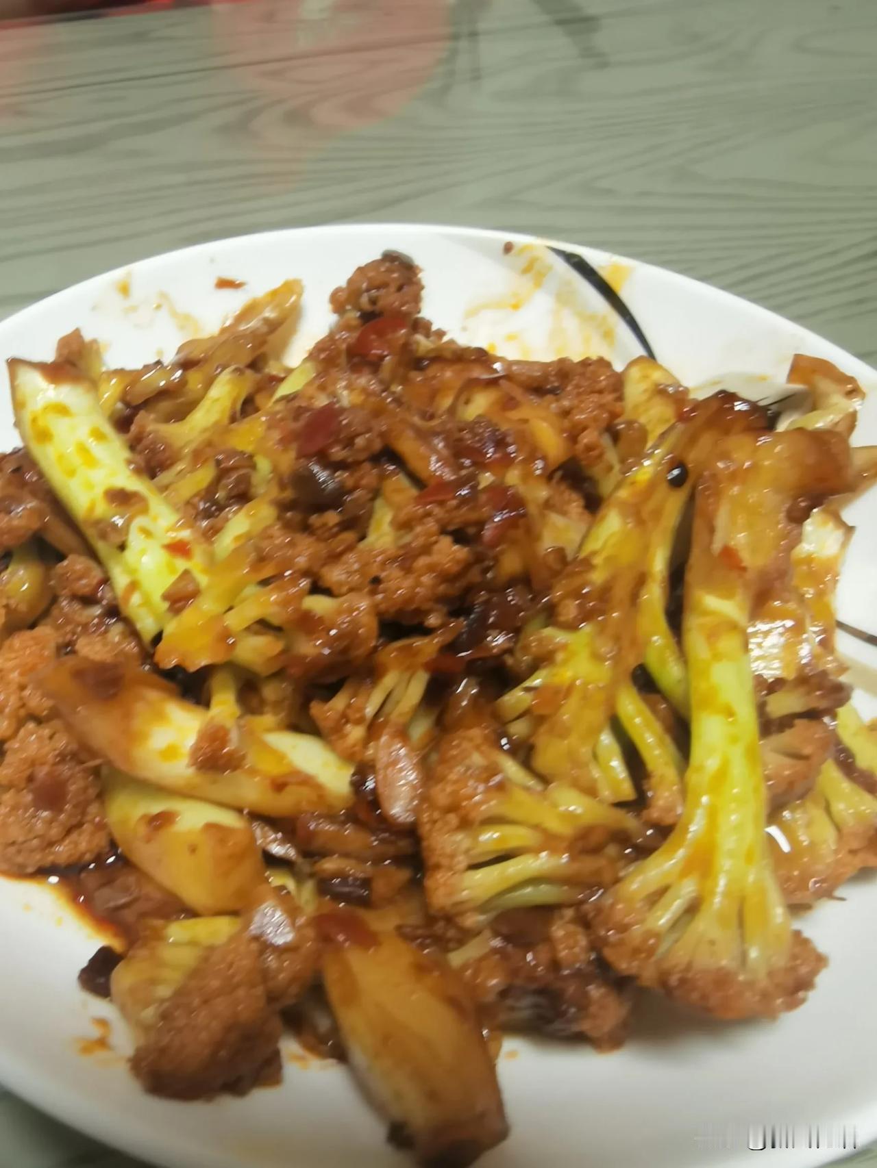转变！[比心]

昨天是儿子做的晚饭，他说从买菜到做熟用了三个小时。我问他怎么去