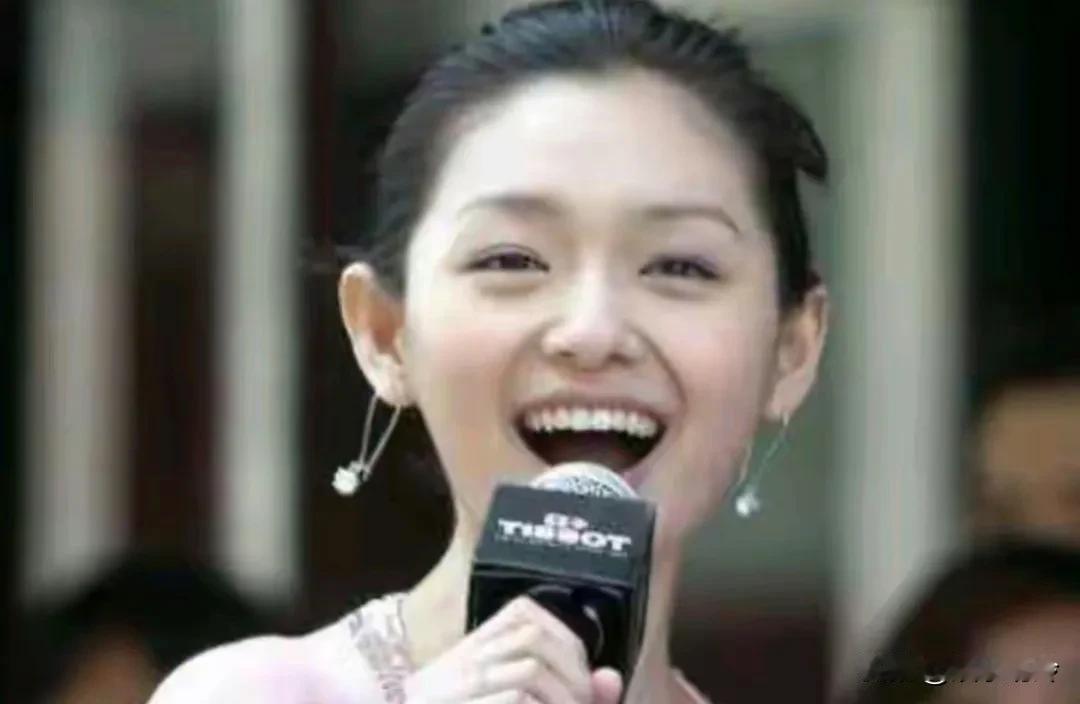 别看汪小菲现在风生水起，事业爱情双得意，但其实他真正的危机还在等着他，随时可能降