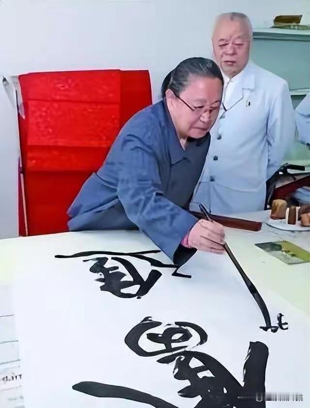 1995年12月26日，这是一个特殊的日子——恰逢毛泽东主席诞辰102周年。在安