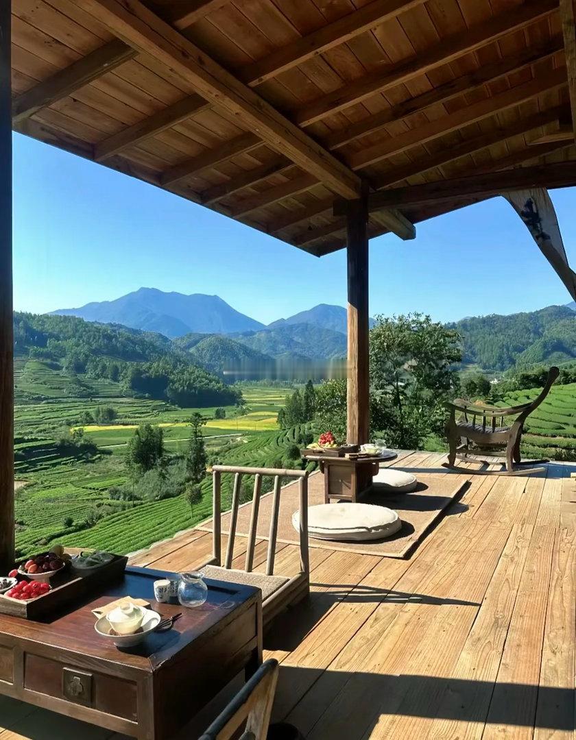 有没有一种自由不依赖任何外物，那就是心灵的自由。若夫乘天地之正，而御六气之辩，以